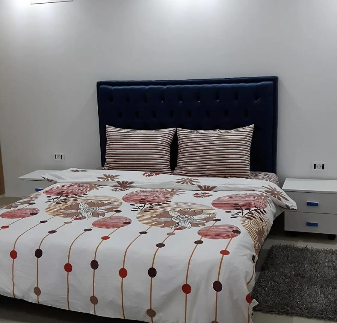 Ain Zaghouan En Face De Tunisia Mall Lac 2 0*, تونس تونس